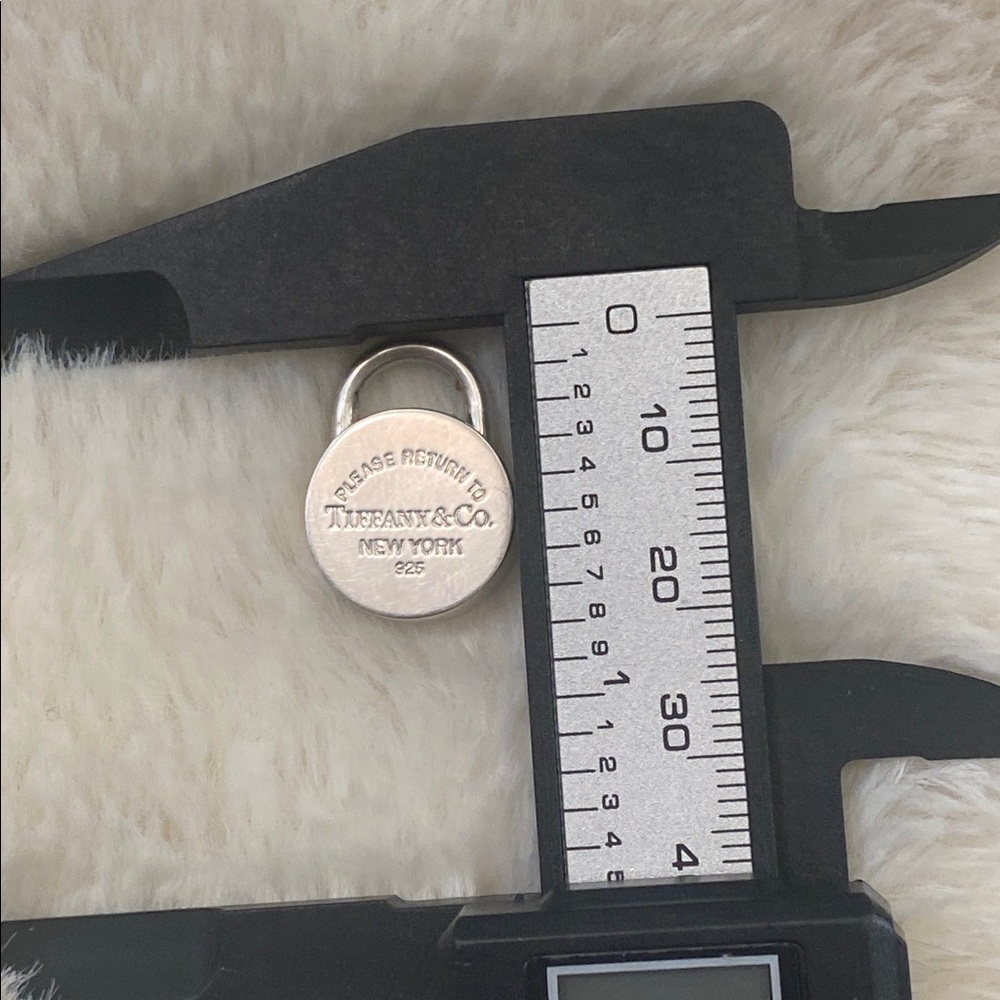 Tiffany & Co. Round Lock Pendant - Picture 6 of 6